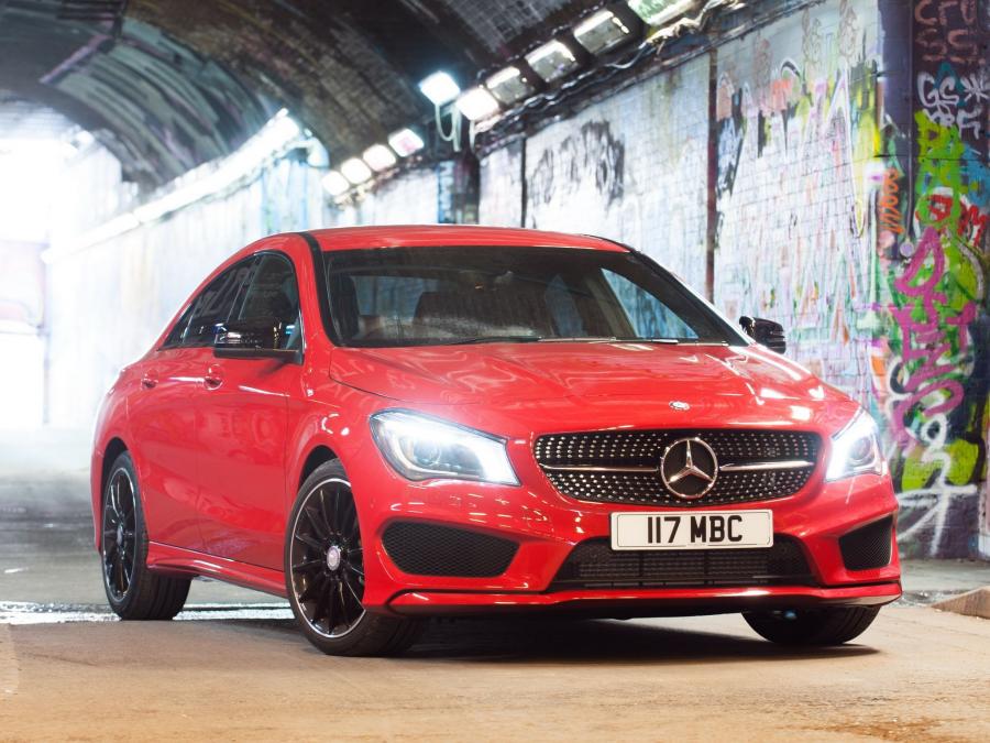  Mercedes-Benz CLA220 CDI AMG Sports Package 2013 года  (UK) (фото 1 из 15)